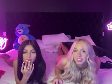 girl These Girls Are Your Sex Cam Fans When You Push Tokens with miagrayxx