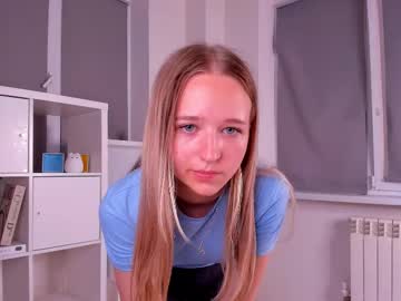 girl These Girls Are Your Sex Cam Fans When You Push Tokens with edytbanford