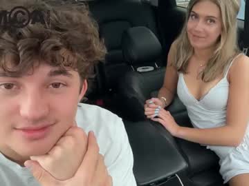 couple These Girls Are Your Sex Cam Fans When You Push Tokens with gracieandtyler