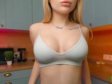girl These Girls Are Your Sex Cam Fans When You Push Tokens with harrietba_bby