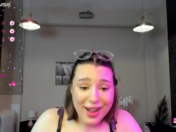 girl These Girls Are Your Sex Cam Fans When You Push Tokens with kylieeangel