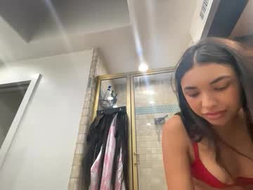 girl These Girls Are Your Sex Cam Fans When You Push Tokens with amandaweaver