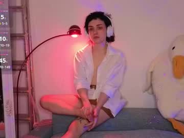 girl These Girls Are Your Sex Cam Fans When You Push Tokens with evaelfiej69