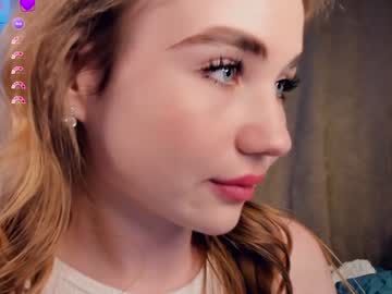 girl These Girls Are Your Sex Cam Fans When You Push Tokens with elenehey