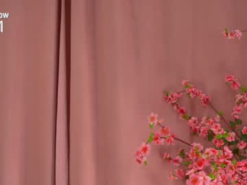 girl These Girls Are Your Sex Cam Fans When You Push Tokens with heey_iveta