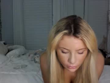 girl These Girls Are Your Sex Cam Fans When You Push Tokens with sarahbabyyy19