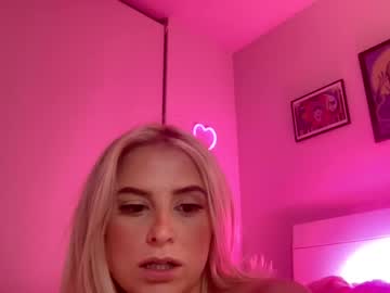 girl These Girls Are Your Sex Cam Fans When You Push Tokens with hollymadison123