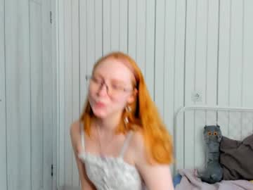 girl These Girls Are Your Sex Cam Fans When You Push Tokens with afradenmon