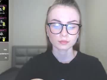 girl These Girls Are Your Sex Cam Fans When You Push Tokens with amina_lux