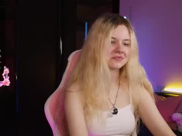 girl These Girls Are Your Sex Cam Fans When You Push Tokens with agnesscarterr