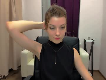 girl These Girls Are Your Sex Cam Fans When You Push Tokens with flossie_candy
