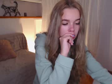 girl These Girls Are Your Sex Cam Fans When You Push Tokens with little_kittty_