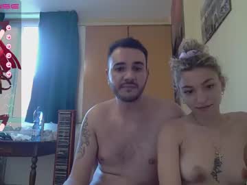 couple These Girls Are Your Sex Cam Fans When You Push Tokens with sweety_roses