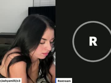 girl These Girls Are Your Sex Cam Fans When You Push Tokens with notkaylaa