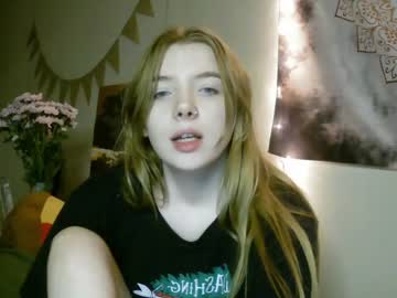girl These Girls Are Your Sex Cam Fans When You Push Tokens with lillygoodgirll