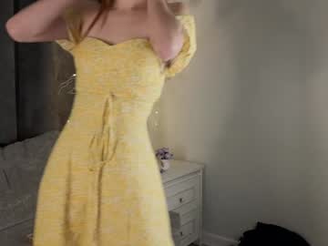 girl These Girls Are Your Sex Cam Fans When You Push Tokens with maesoo