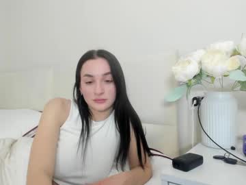 girl These Girls Are Your Sex Cam Fans When You Push Tokens with purrxx