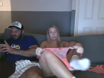 couple These Girls Are Your Sex Cam Fans When You Push Tokens with bunnyela
