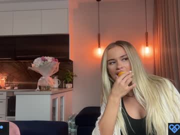 girl These Girls Are Your Sex Cam Fans When You Push Tokens with julia_rle