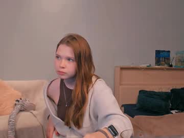 girl These Girls Are Your Sex Cam Fans When You Push Tokens with tinysrose