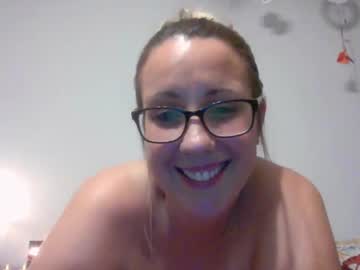 girl These Girls Are Your Sex Cam Fans When You Push Tokens with lexiskyy06