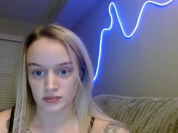 girl These Girls Are Your Sex Cam Fans When You Push Tokens with babyrebs777