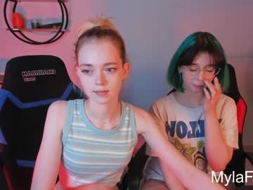 couple These Girls Are Your Sex Cam Fans When You Push Tokens with hungry_olive
