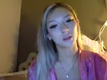 girl These Girls Are Your Sex Cam Fans When You Push Tokens with katlatte