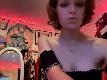 girl These Girls Are Your Sex Cam Fans When You Push Tokens with misskittyxo27