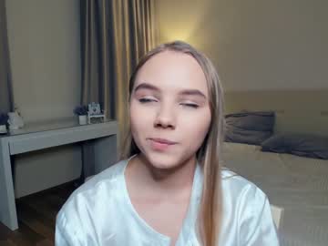 girl These Girls Are Your Sex Cam Fans When You Push Tokens with beauty_novel