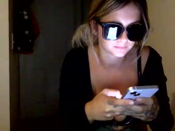 girl These Girls Are Your Sex Cam Fans When You Push Tokens with dribaby777