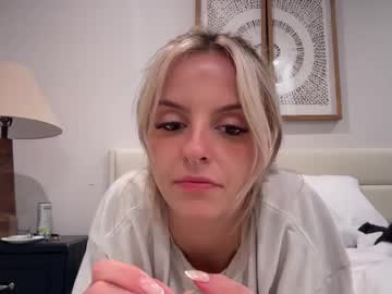 girl These Girls Are Your Sex Cam Fans When You Push Tokens with ashleypelosi