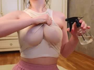 girl These Girls Are Your Sex Cam Fans When You Push Tokens with edaemily