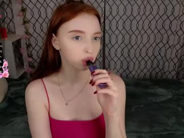 girl These Girls Are Your Sex Cam Fans When You Push Tokens with lilleylakiki