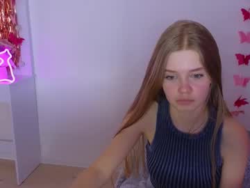 girl These Girls Are Your Sex Cam Fans When You Push Tokens with riinaaa