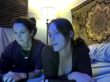 couple These Girls Are Your Sex Cam Fans When You Push Tokens with sillygirlsxx