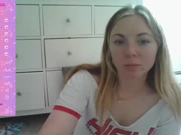 girl These Girls Are Your Sex Cam Fans When You Push Tokens with serenatomorrowx3