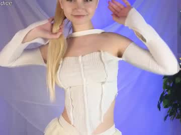 girl These Girls Are Your Sex Cam Fans When You Push Tokens with emily_glimmer