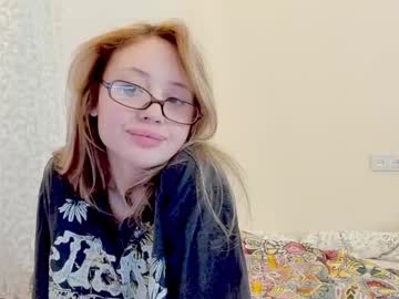 girl These Girls Are Your Sex Cam Fans When You Push Tokens with atmospherra