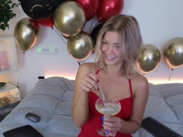 girl These Girls Are Your Sex Cam Fans When You Push Tokens with julia_cute_