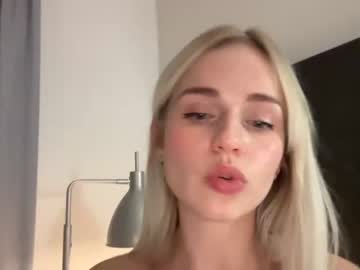 girl These Girls Are Your Sex Cam Fans When You Push Tokens with alexagrayfreeforyou