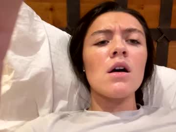 girl These Girls Are Your Sex Cam Fans When You Push Tokens with bomotodi