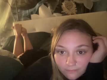 girl These Girls Are Your Sex Cam Fans When You Push Tokens with petite_m_glory