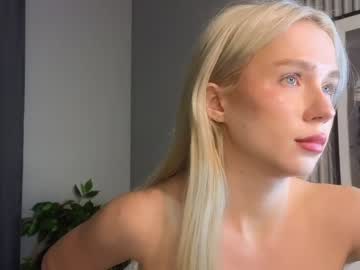 girl These Girls Are Your Sex Cam Fans When You Push Tokens with _scarletlove